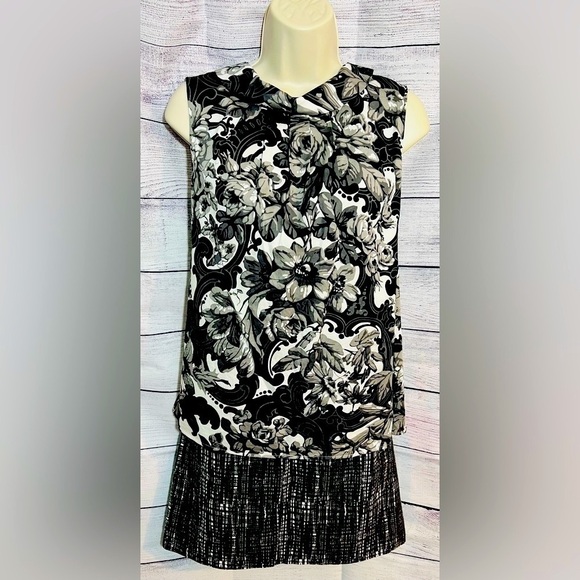 Talbots Sleeveless Button Back Blouse - Picture 1 of 6